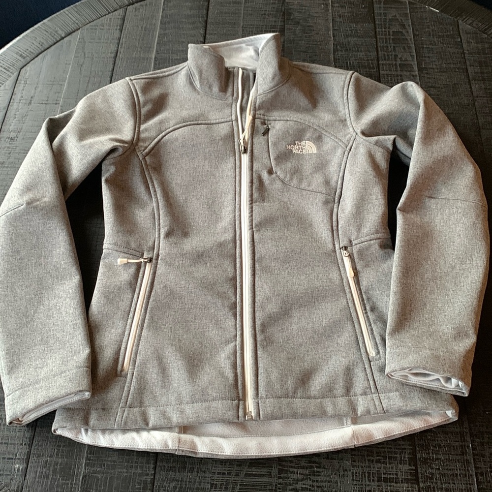 Nwot Northface Midweight Ski Jacket - image 1